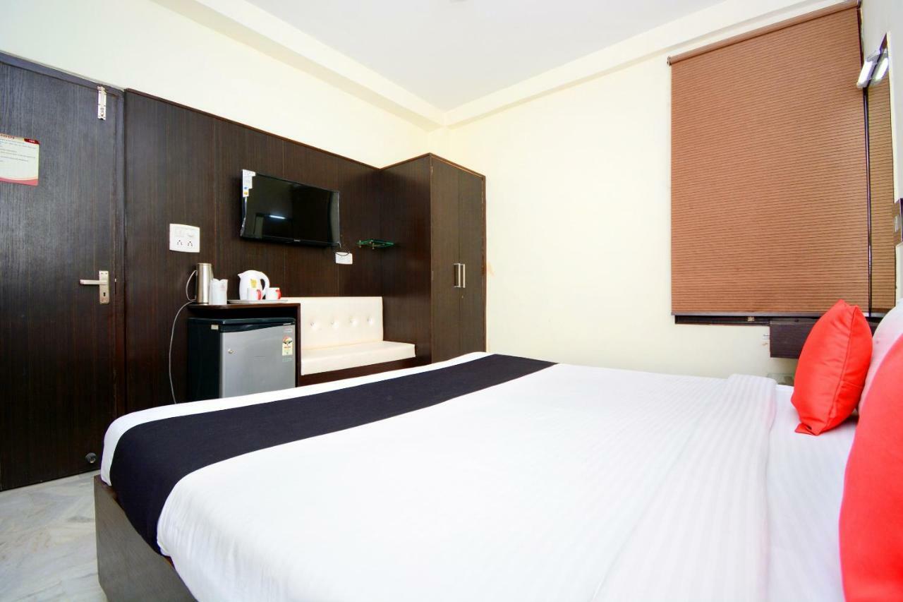 Capital O 4087 Hotel Akaal Residency Amritsar Exterior foto